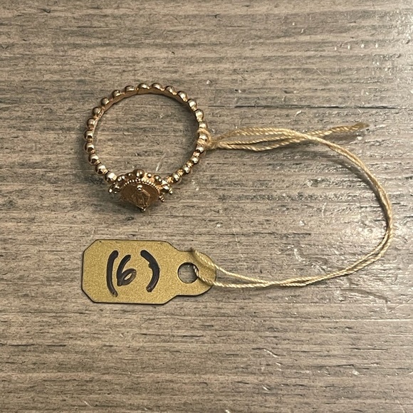 14k Rose Gold Filled Virgin Mary Ring - Picture 3 of 3